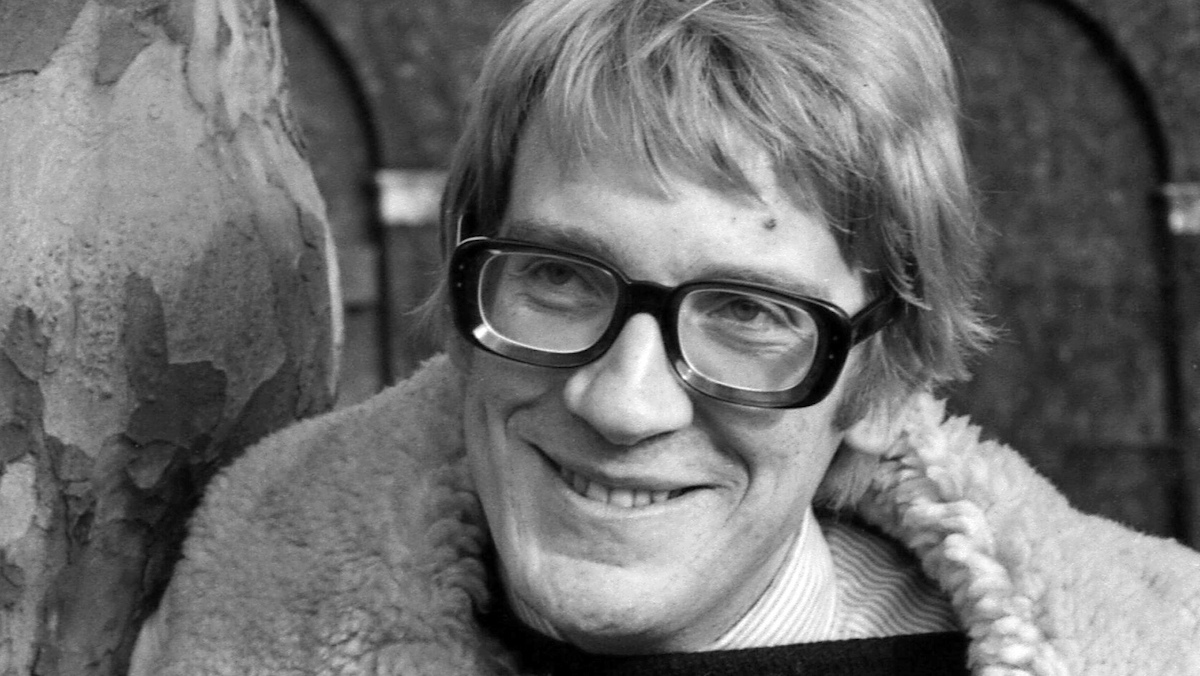 British David Warner is photographed at the Duke of York’s Barracks in Chelsea, London, Jan. 19, 1967, where he was rehearsing for the film production “Work… is A Four Letter Word” with British singer Cilla Black. Warner, a versatile British actor whose roles ranged from Shakespeare to sci-fi cult classics, has died. He was 80. Warner’s family said he died from a cancer-related illness on Sunday, July 24, 2022 at Denville Hall, a retirement home for entertainers in London.