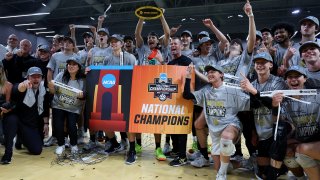May 12, 2025; Columbus, OH, USA; Long Beach State team members celebrate the win over the UCLA Bruins as part of the NCAA Men’s Volleyball National Championship at Covelli Center. Mandatory Credit: Joseph Maiorana-Imagn Images